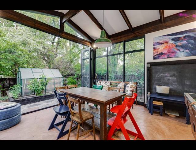 5 BEDROOM HOUSE FOR SALE IN FOURWAYS GARDENS